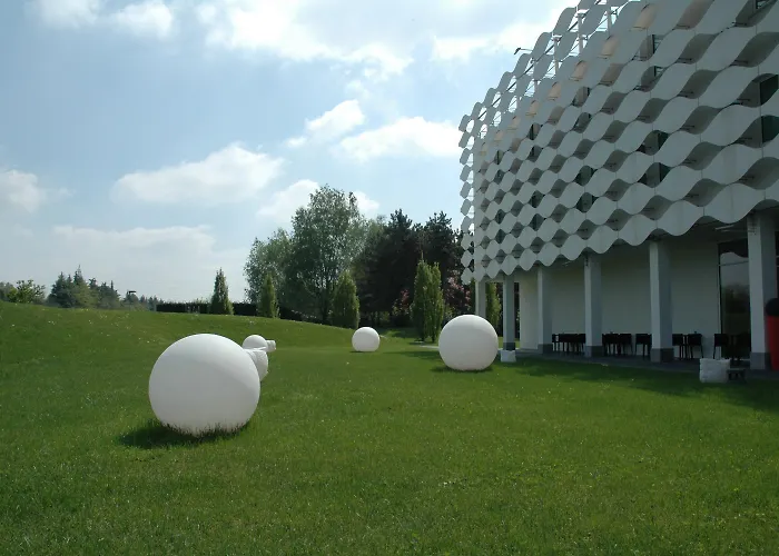 Mo.om Hotel