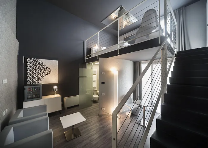 Mo.om Hotel 4*